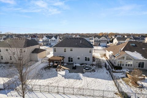 Tiny photo for 509 Moorfield Avenue, North Aurora, IL 60542 (MLS # 12558090)