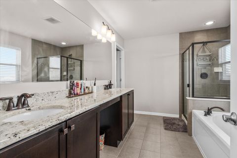 Tiny photo for 509 Moorfield Avenue, North Aurora, IL 60542 (MLS # 12558090)