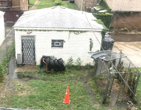 Tiny photo for 6853 S Saint Lawrence Avenue, Chicago, IL 60637 (MLS # 12436623)