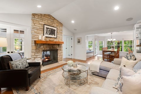 Tiny photo for 719 Birch Road, Lake Bluff, IL 60044 (MLS # 12757515)