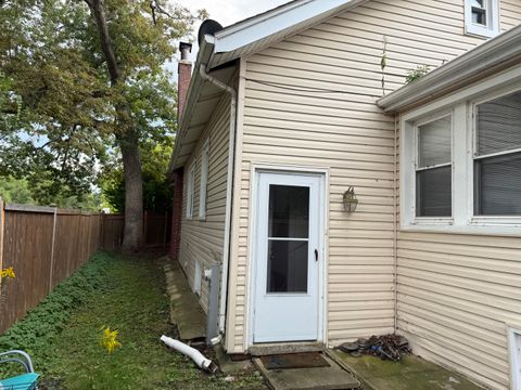 Tiny photo for 979 Vine Street, Winnetka, IL 60093 (MLS # 12606031)