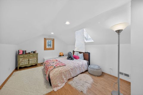 Tiny photo for 979 Vine Street, Winnetka, IL 60093 (MLS # 12606031)