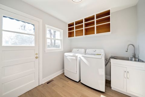 Tiny photo for 99 Essex Road, Elk Grove Village, IL 60007 (MLS # 12601490)