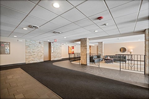 Tiny photo for 300 THAMES Parkway #3F, Park Ridge, IL 60068 (MLS # 12758615)