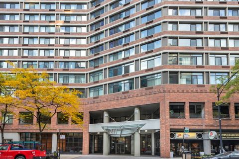211 E OHIO Street 1711 Chicago IL 60611