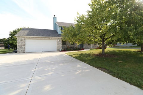 Photo of 3404 Lockner Boulevard, Joliet, IL 60431 (MLS # 12755297)