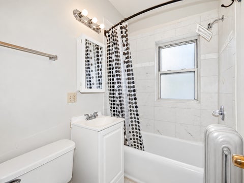 Tiny photo for 403 S Harvey Avenue #2B, Oak Park, IL 60302 (MLS # 12769043)