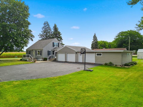 Tiny photo for 1510 Sycamore Drive, Rock Falls, IL 61071 (MLS # 12754889)