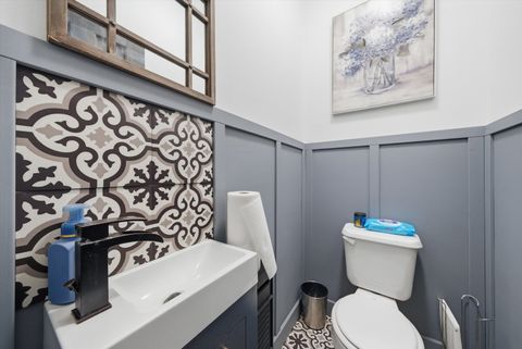 Tiny photo for 6 E Anchor Drive, Oswego, IL 60543 (MLS # 12594485)