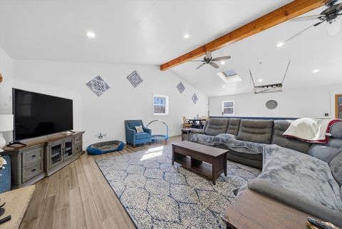 Tiny photo for 6 E Anchor Drive, Oswego, IL 60543 (MLS # 12594485)