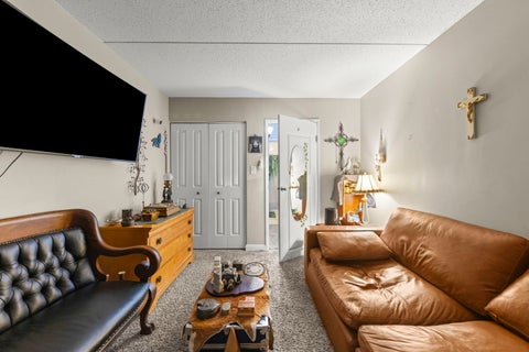 Tiny photo for 2005 S Finley Road #304, Lombard, IL 60148 (MLS # 12725468)
