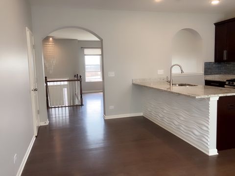 Tiny photo for 1100 Evergreen Avenue, Des Plaines, IL 60016 (MLS # 12345304)