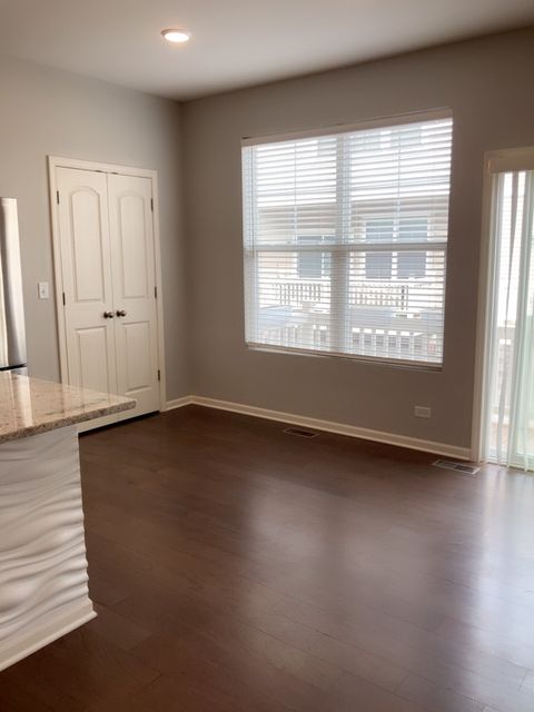 Tiny photo for 1100 Evergreen Avenue, Des Plaines, IL 60016 (MLS # 12345304)