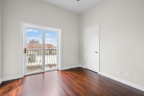 Tiny photo for 852 N Damen Avenue #4B, Chicago, IL 60622 (MLS # 12591557)