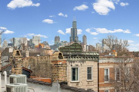 Tiny photo for 852 N Damen Avenue #4B, Chicago, IL 60622 (MLS # 12591557)