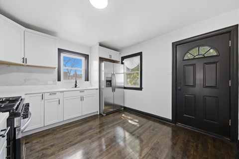Tiny photo for 6604 S Rockwell Street, Chicago, IL 60629 (MLS # 12685768)
