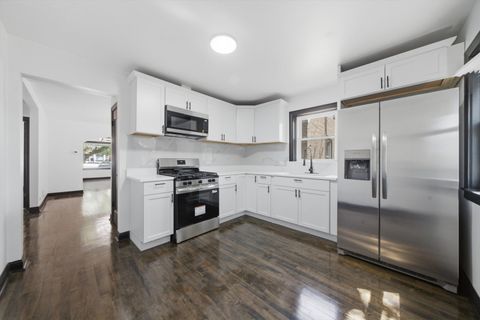 Tiny photo for 6604 S Rockwell Street, Chicago, IL 60629 (MLS # 12685768)