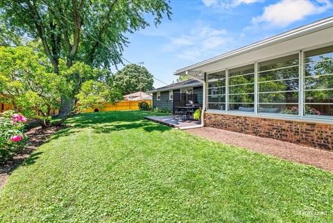 Tiny photo for 210 Briar Lane, North Aurora, IL 60542 (MLS # 12697908)