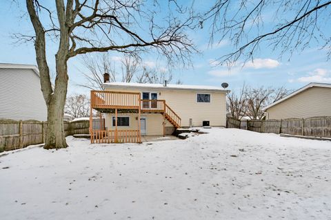 Tiny photo for 534 Cottonwood Circle, Bolingbrook, IL 60440 (MLS # 12531485)