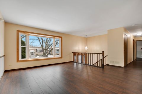 Tiny photo for 534 Cottonwood Circle, Bolingbrook, IL 60440 (MLS # 12531485)