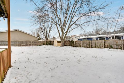 Tiny photo for 534 Cottonwood Circle, Bolingbrook, IL 60440 (MLS # 12531485)