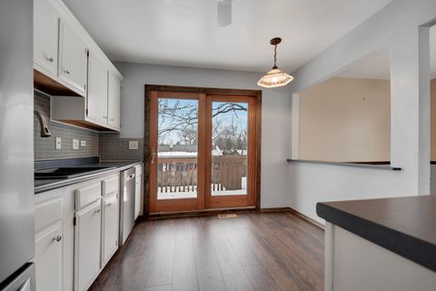 Tiny photo for 534 Cottonwood Circle, Bolingbrook, IL 60440 (MLS # 12531485)