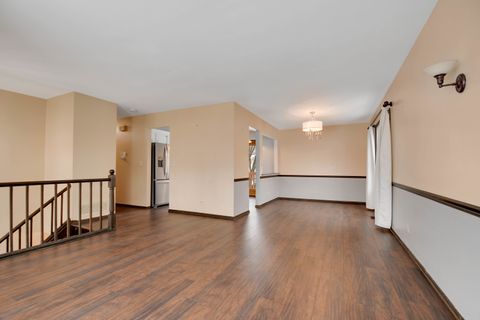 Tiny photo for 534 Cottonwood Circle, Bolingbrook, IL 60440 (MLS # 12531485)