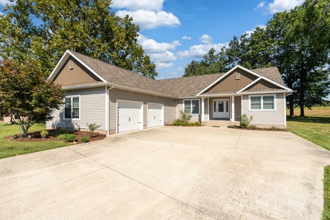 Photo of 1732 Heritage Court, Carterville, IL 62918 (MLS # 12738090)