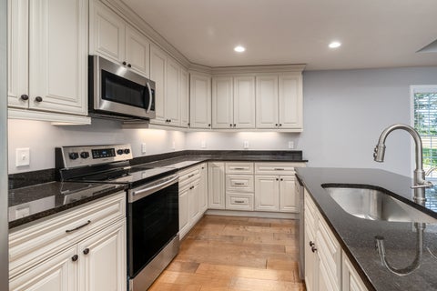 Tiny photo for 1732 Heritage Court, Carterville, IL 62918 (MLS # 12738090)