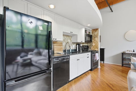 Tiny photo for 1601 S Indiana Avenue #212, Chicago, IL 60616 (MLS # 12672701)