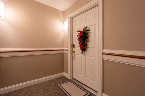 Tiny photo for 100 N Bokelman Street #325, Roselle, IL 60172 (MLS # 12535207)