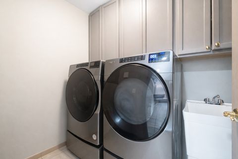 Tiny photo for 100 N Bokelman Street #325, Roselle, IL 60172 (MLS # 12535207)