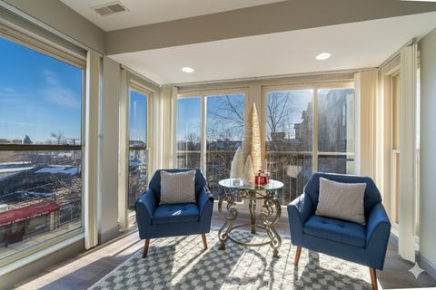 Tiny photo for 100 N Bokelman Street #325, Roselle, IL 60172 (MLS # 12535207)