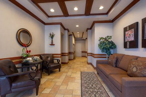 Tiny photo for 100 N Bokelman Street #325, Roselle, IL 60172 (MLS # 12535207)