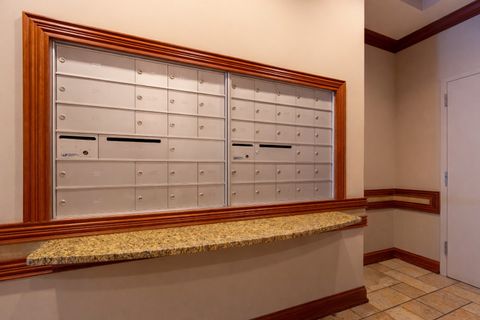 Tiny photo for 100 N Bokelman Street #325, Roselle, IL 60172 (MLS # 12535207)