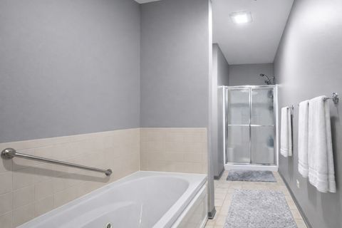 Tiny photo for 100 N Bokelman Street #325, Roselle, IL 60172 (MLS # 12535207)