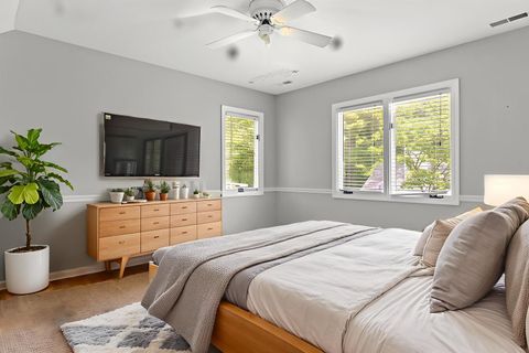 Tiny photo for 321 Newman Court, Lake Bluff, IL 60044 (MLS # 12530472)