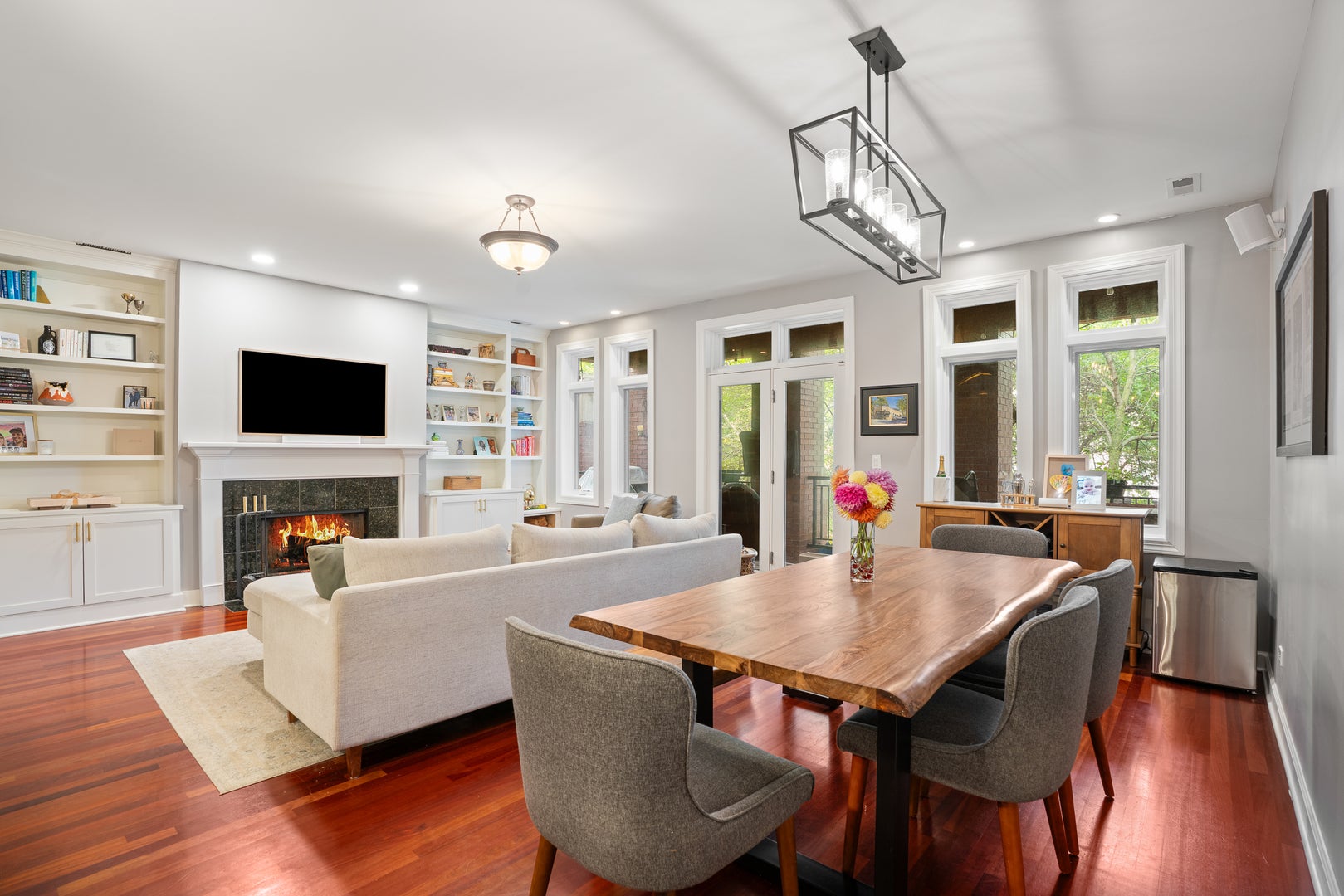 1951 W Cortland Street 2