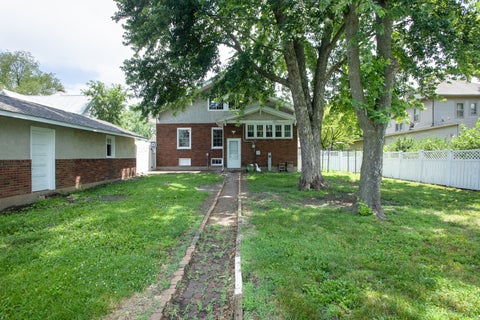 Tiny photo for 224 N Maple Street, Gilman, IL 60938 (MLS # 12710197)