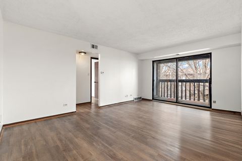 Tiny photo for 13651 Lamon Avenue #B12, Crestwood, IL 60418 (MLS # 12575548)