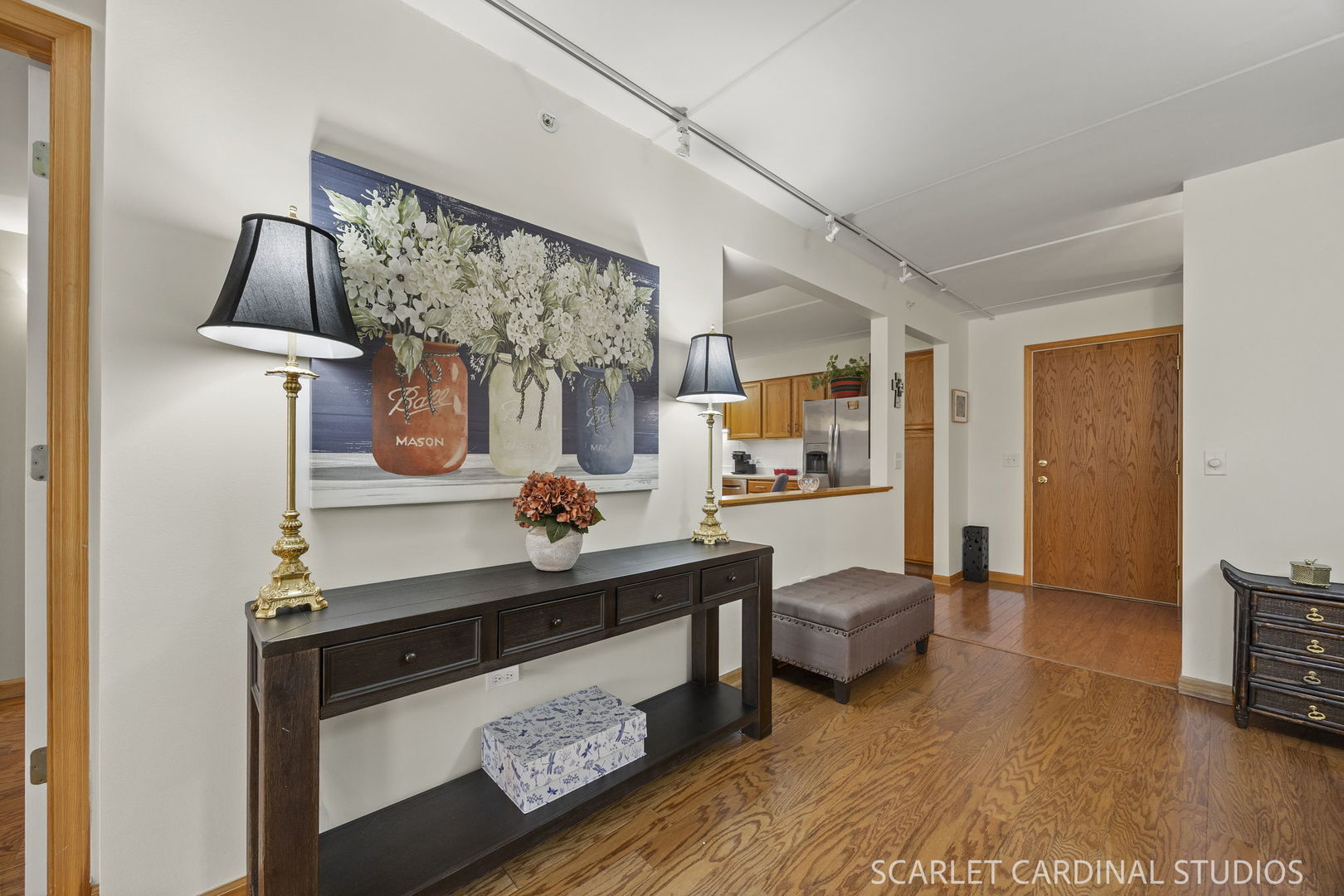 123 W SAINT CHARLES Road 305