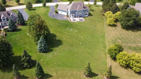 Tiny photo for 28413 W Harvest Glen Circle, Cary, IL 60013 (MLS # 12434159)