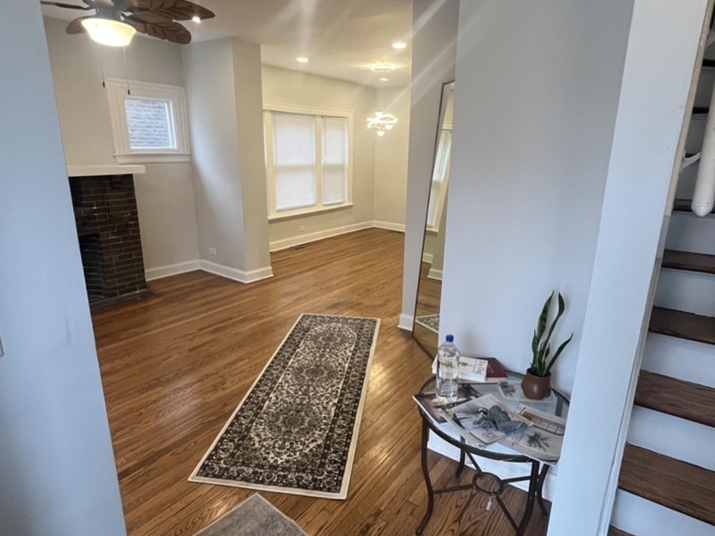 7744 S CHAMPLAIN Avenue