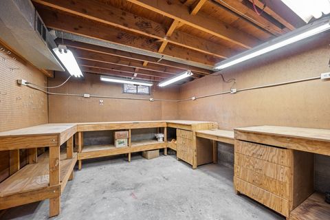 Tiny photo for 2924 Lincoln Avenue N, Davenport, IA 52804 (MLS # 12594930)