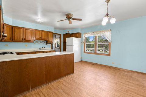 Tiny photo for 22214 W Cedar Drive, Antioch, IL 60002 (MLS # 12663084)