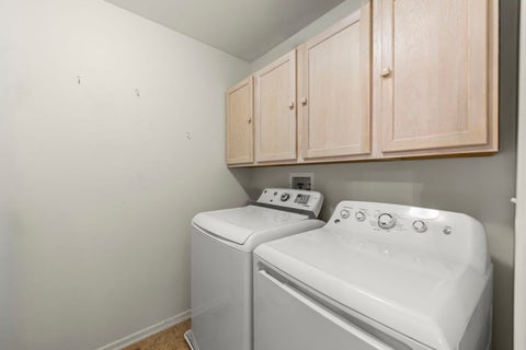 Tiny photo for 30405 Fowler Circle, Warrenville, IL 60555 (MLS # 12796106)