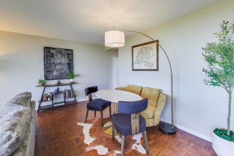 Tiny photo for 1555 N Dearborn Parkway #7E, Chicago, IL 60610 (MLS # 12503920)