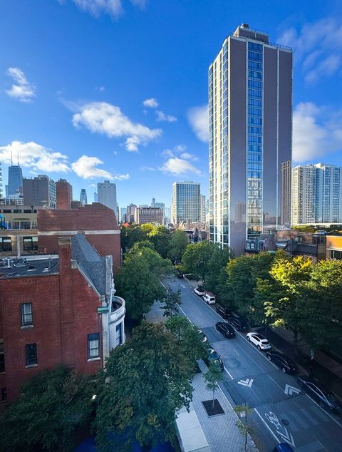 Tiny photo for 1555 N Dearborn Parkway #7E, Chicago, IL 60610 (MLS # 12503920)