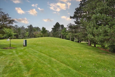 Tiny photo for 202 Sierra Pass Drive, Schaumburg, IL 60194 (MLS # 12600718)