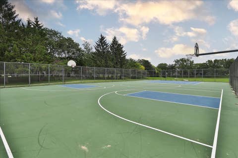 Tiny photo for 202 Sierra Pass Drive, Schaumburg, IL 60194 (MLS # 12600718)